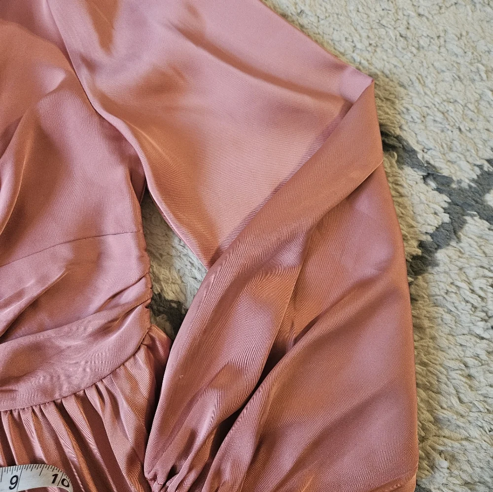 Petal & Pup Noelle Twist Front Pleated Midi Dress Xs - Picture 8 of 8